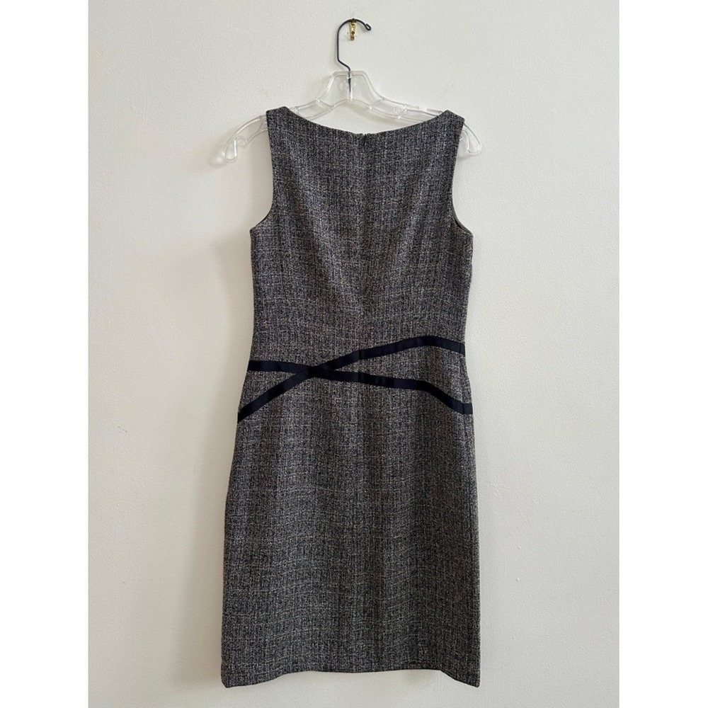 Classic David Meister Sheath Dress with Bow Details - Picture 3 of 7